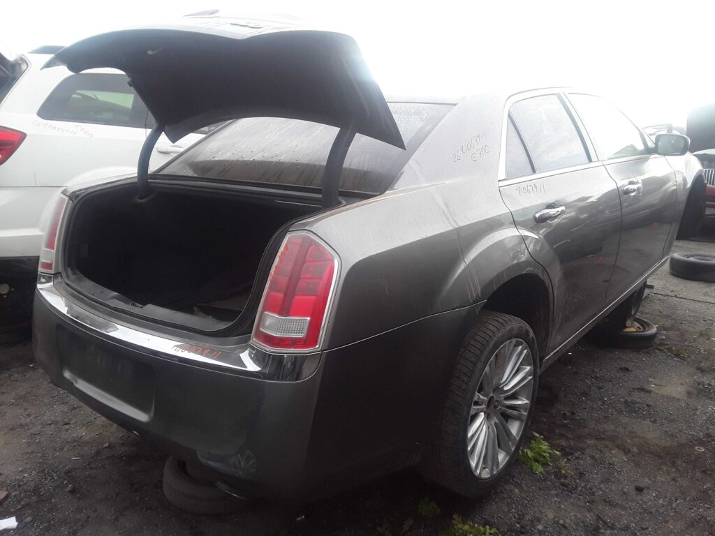 CHRYSLER 300 2011