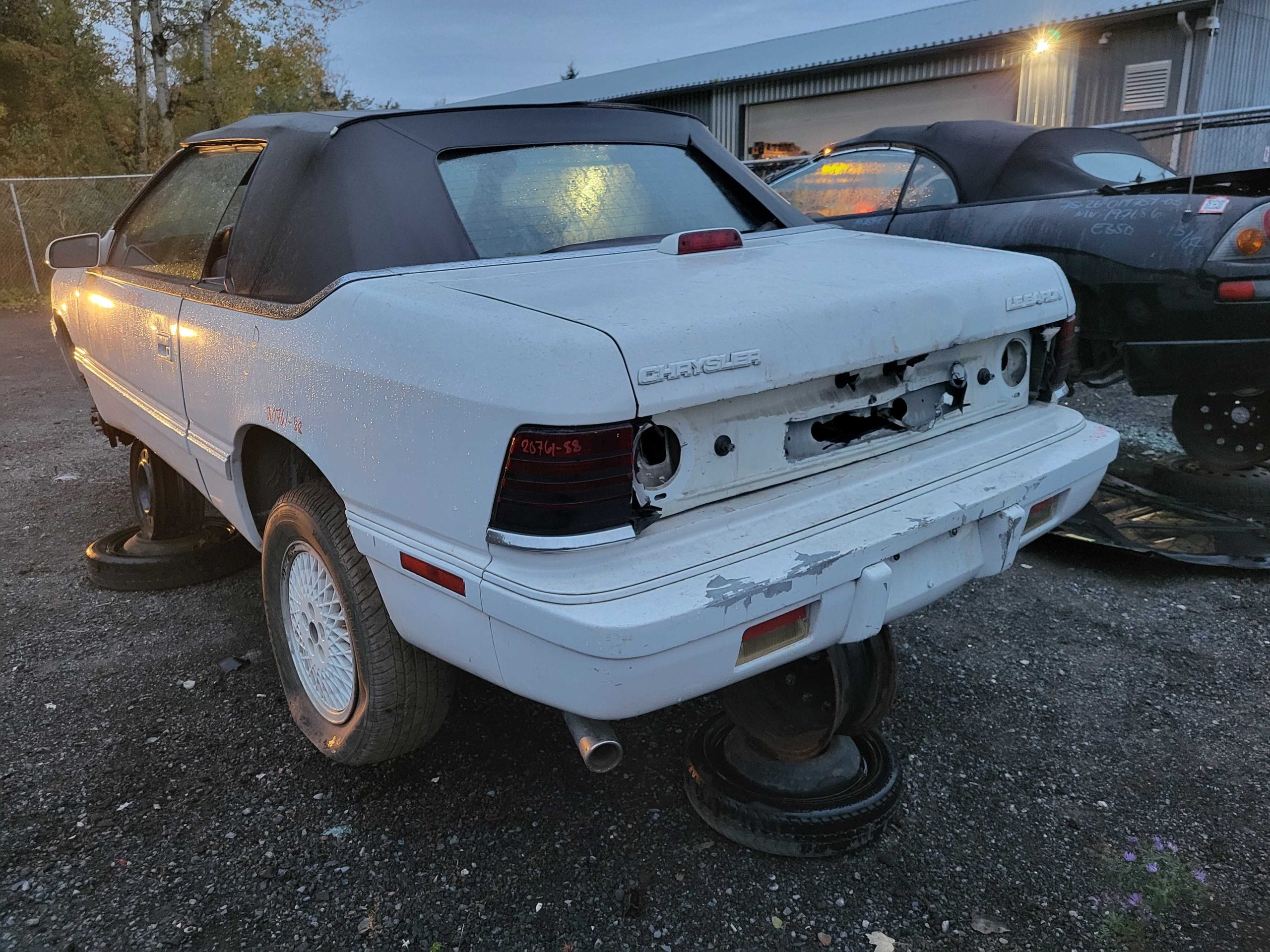 CHRYSLER LEBARON/TOWN & COUNTRY 1988