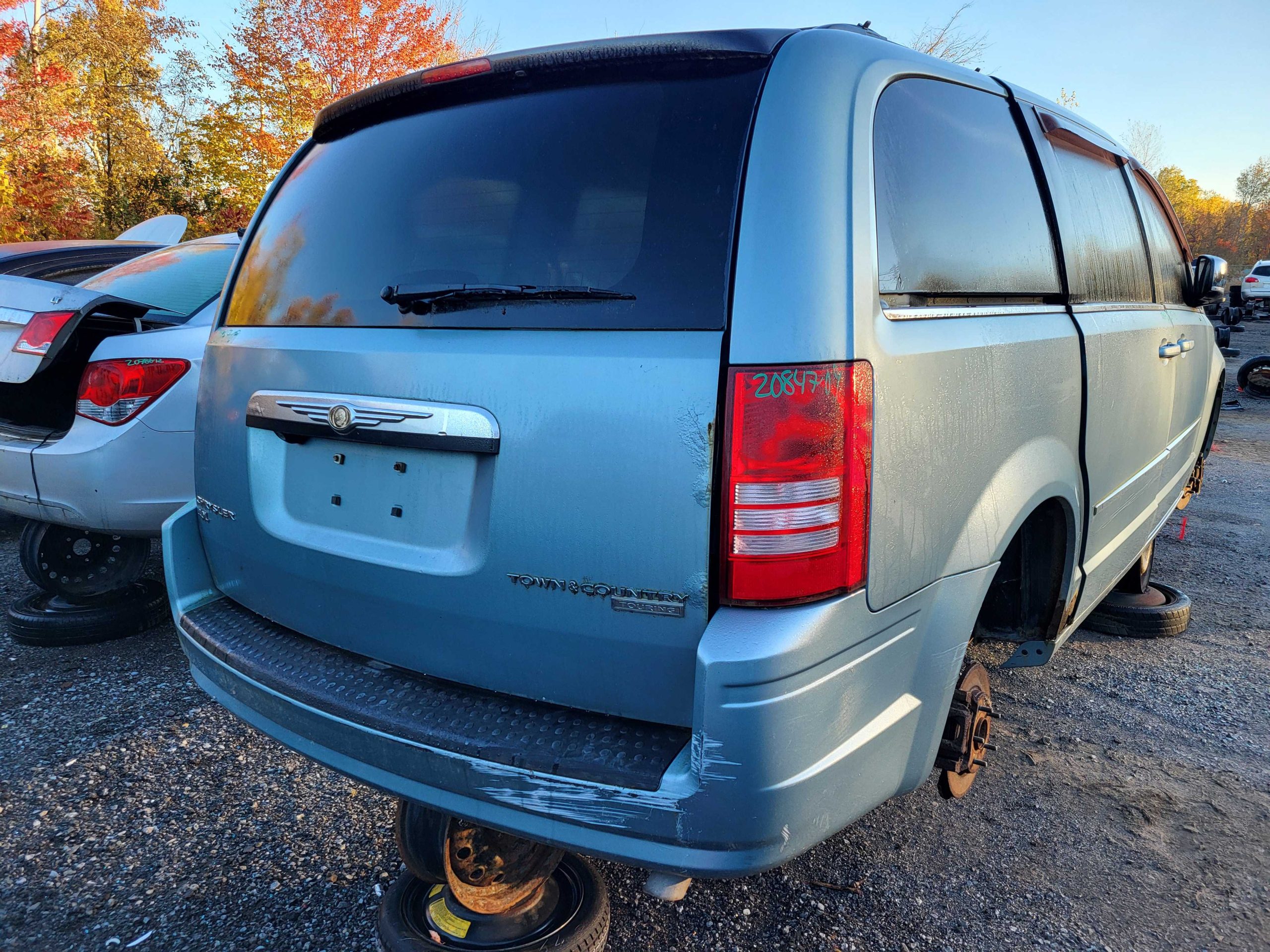 CHRYSLER TOWN & COUNTRY 2009