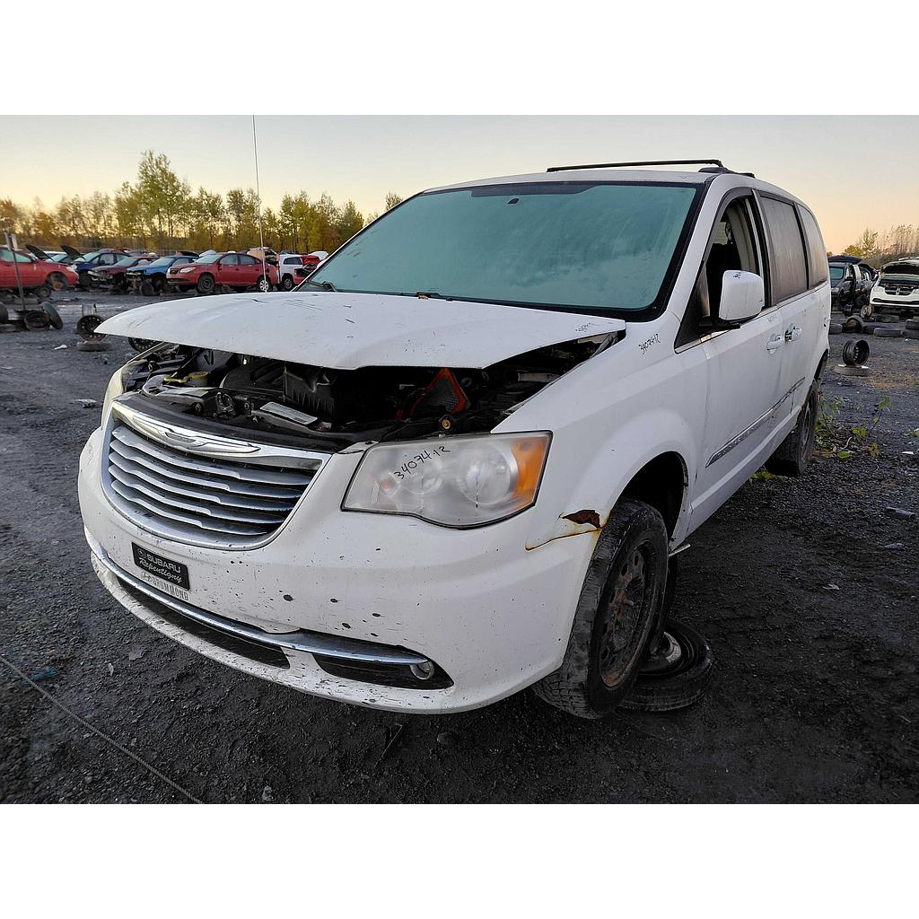 CHRYSLER TOWN & COUNTRY 2012