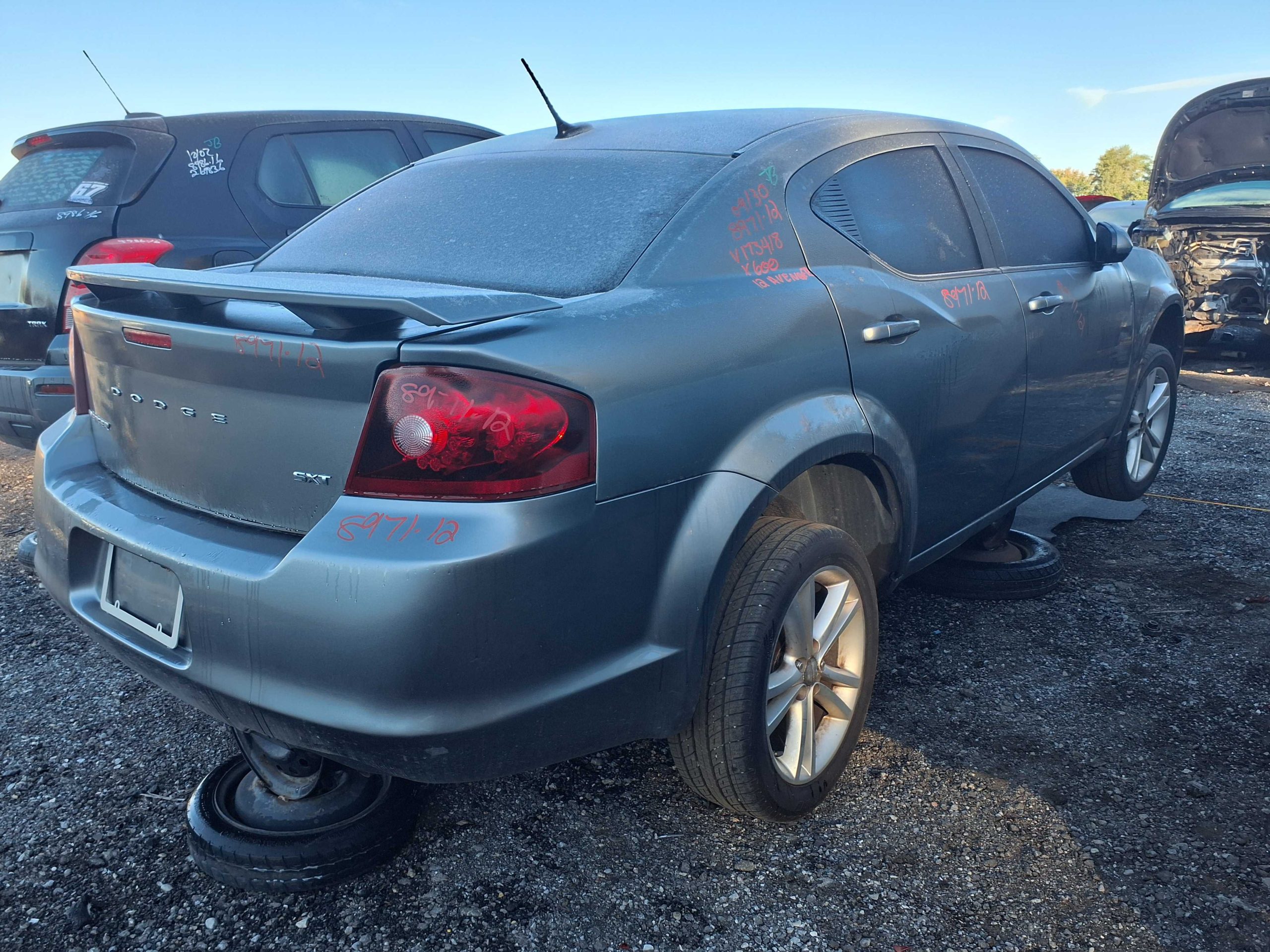 DODGE AVENGER 2012