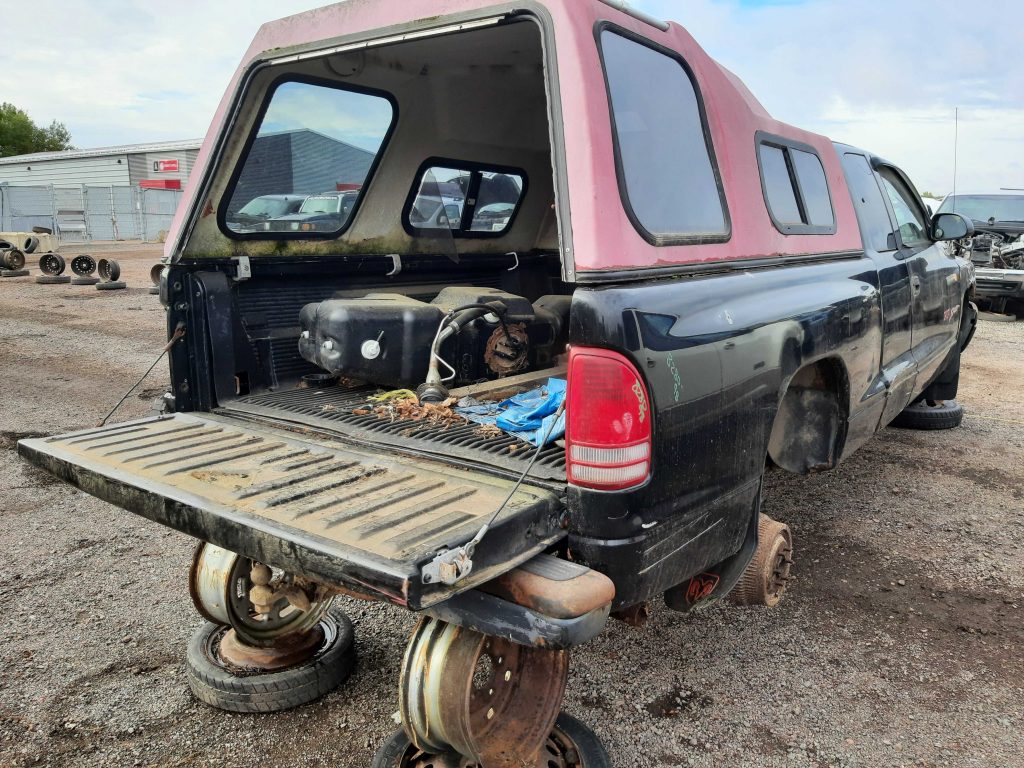 DODGE DAKOTA 1998