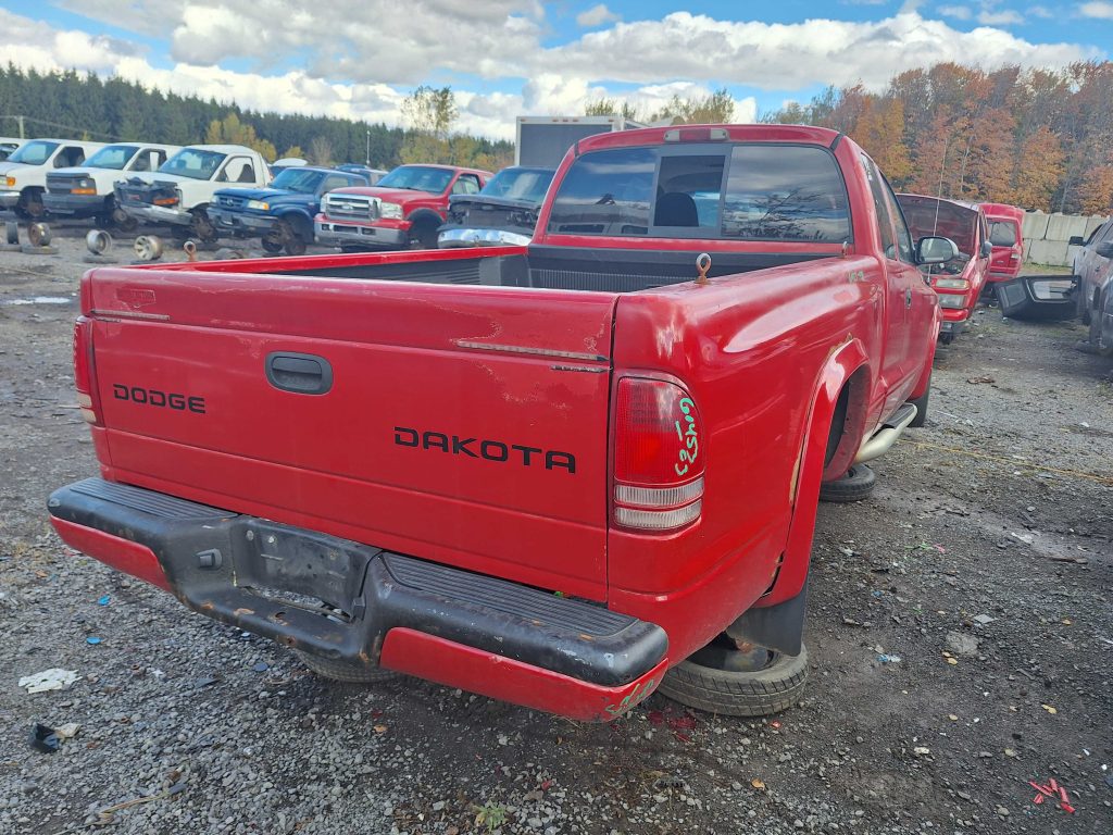 DODGE DAKOTA 2003