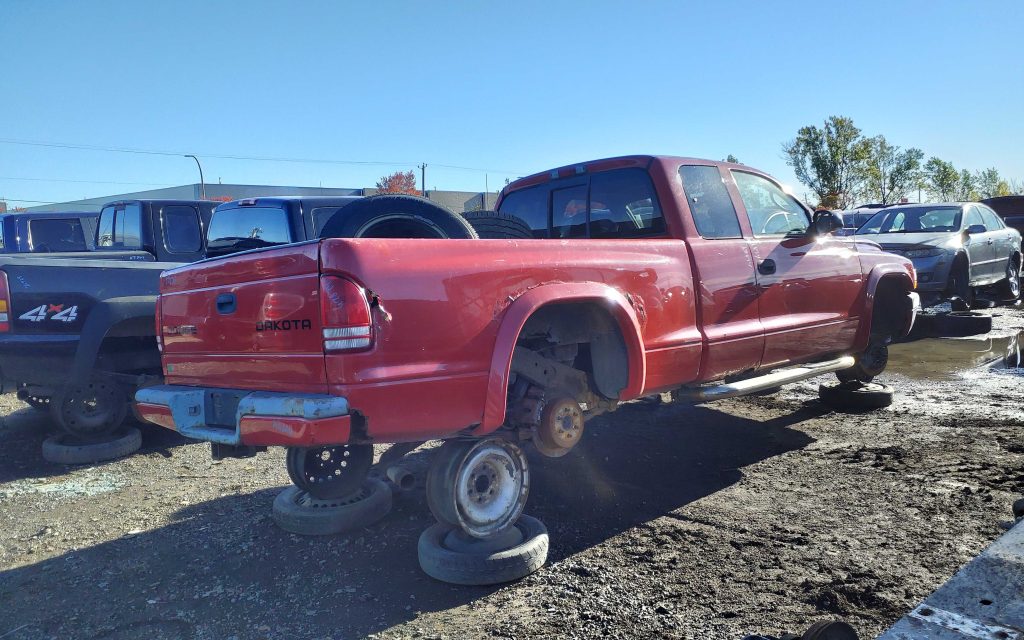 DODGE DAKOTA 2003