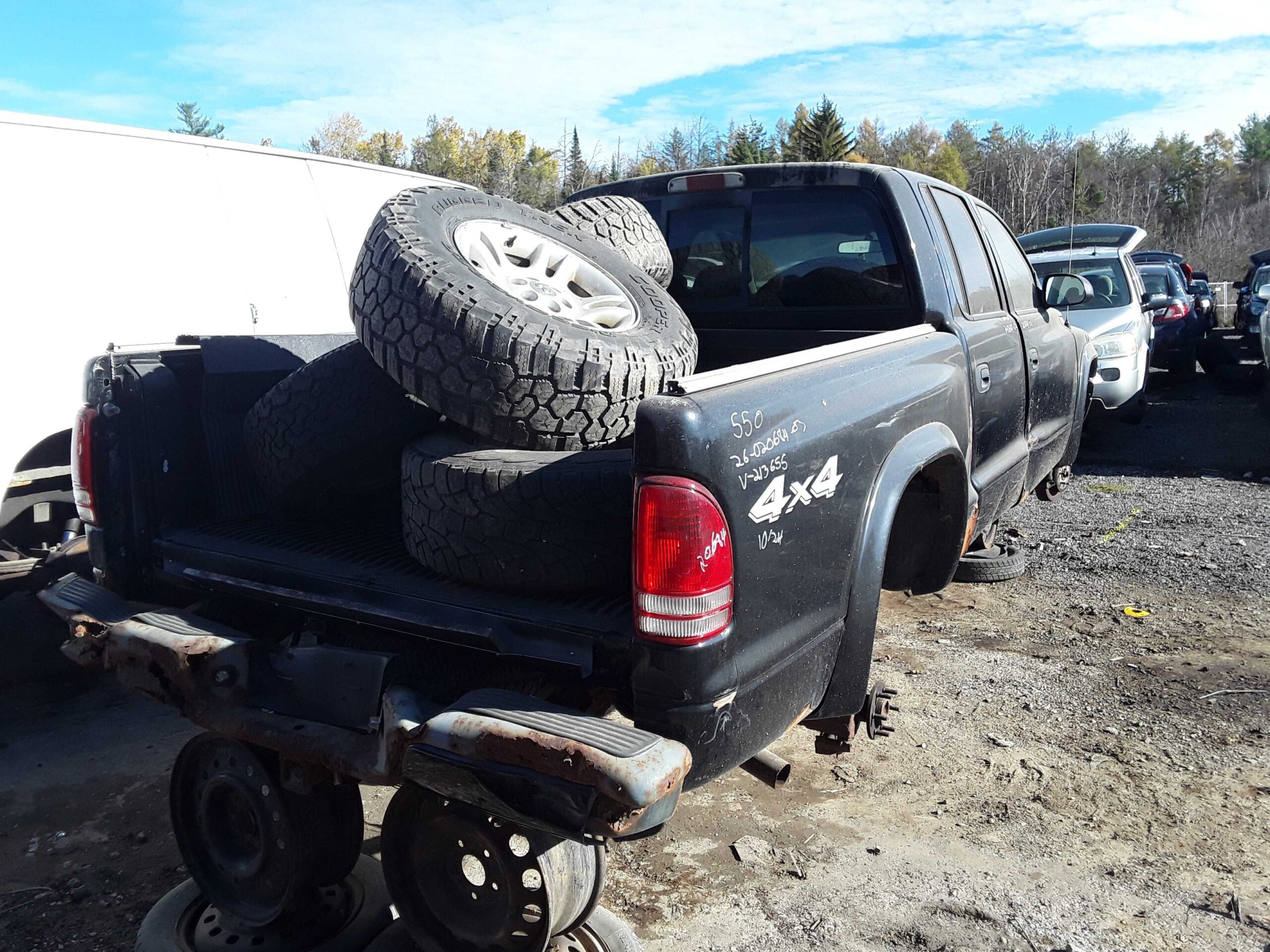 DODGE DAKOTA 2003