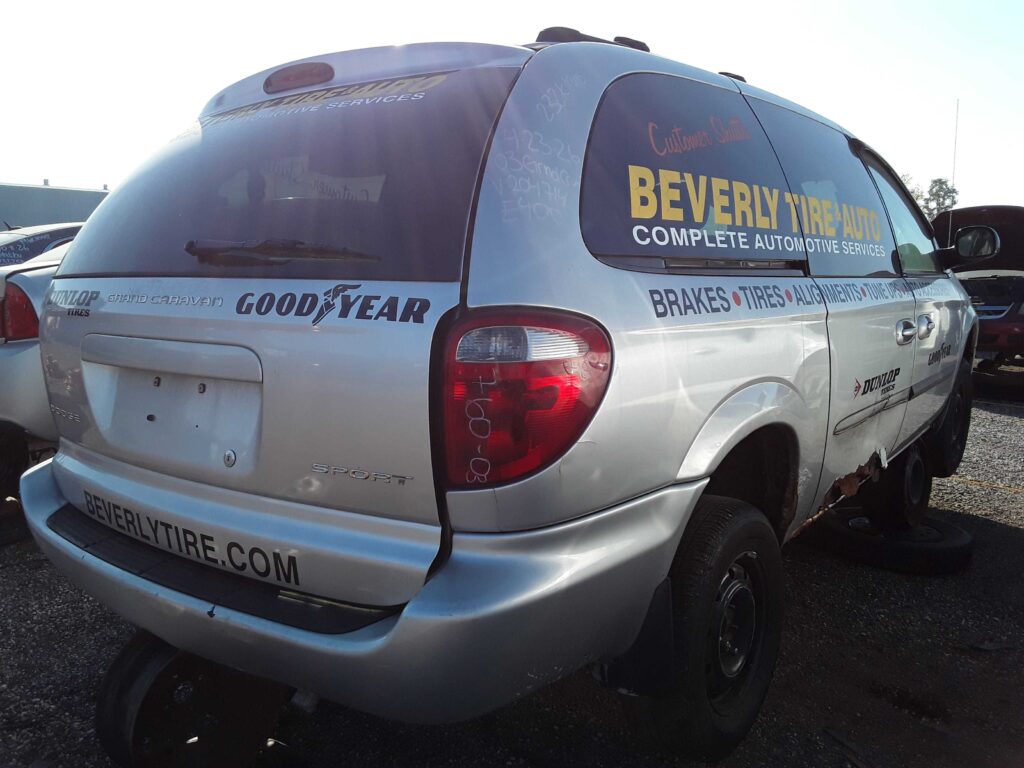 DODGE GRAND CARAVAN 2003