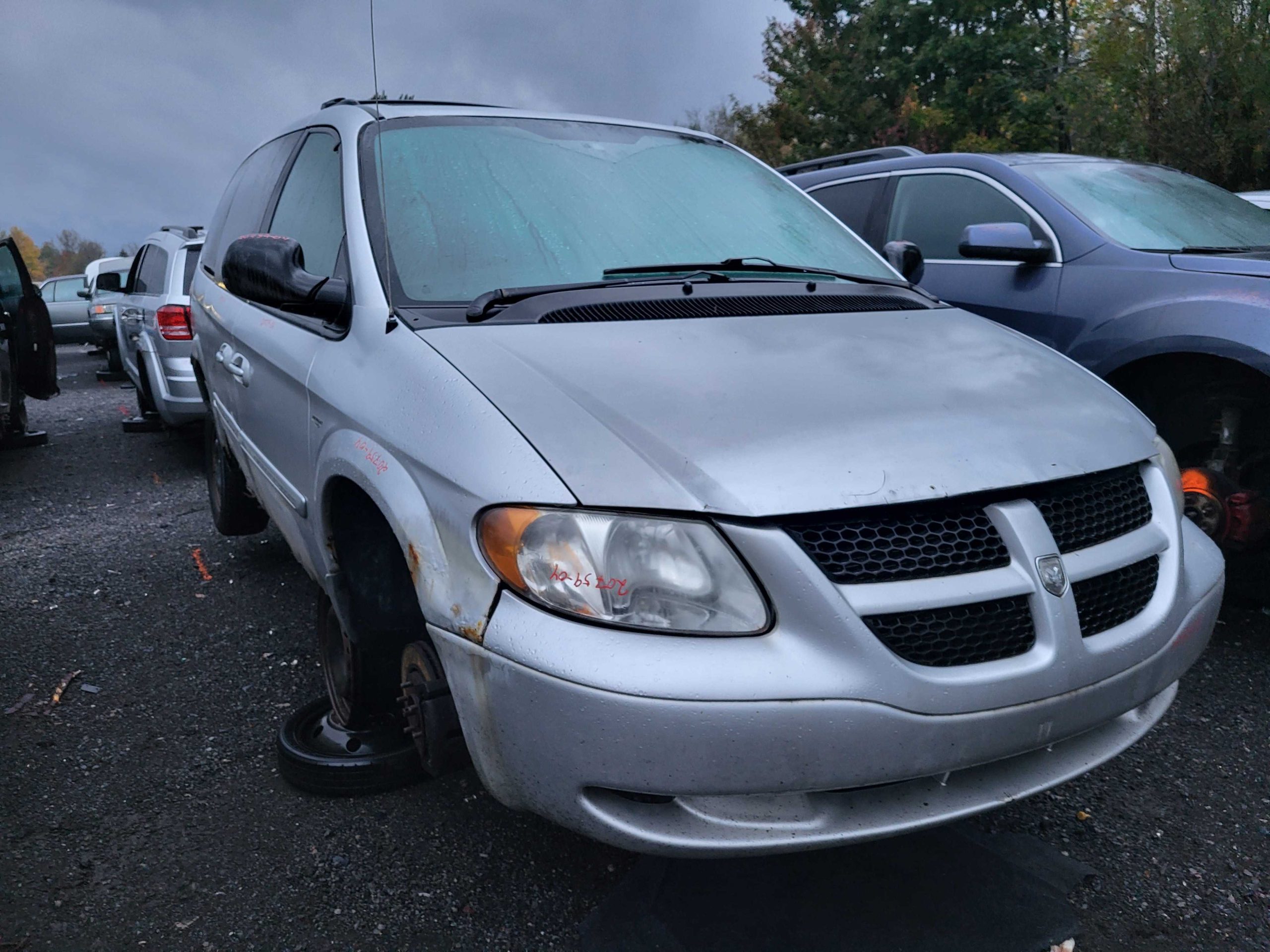 DODGE GRAND CARAVAN 2004