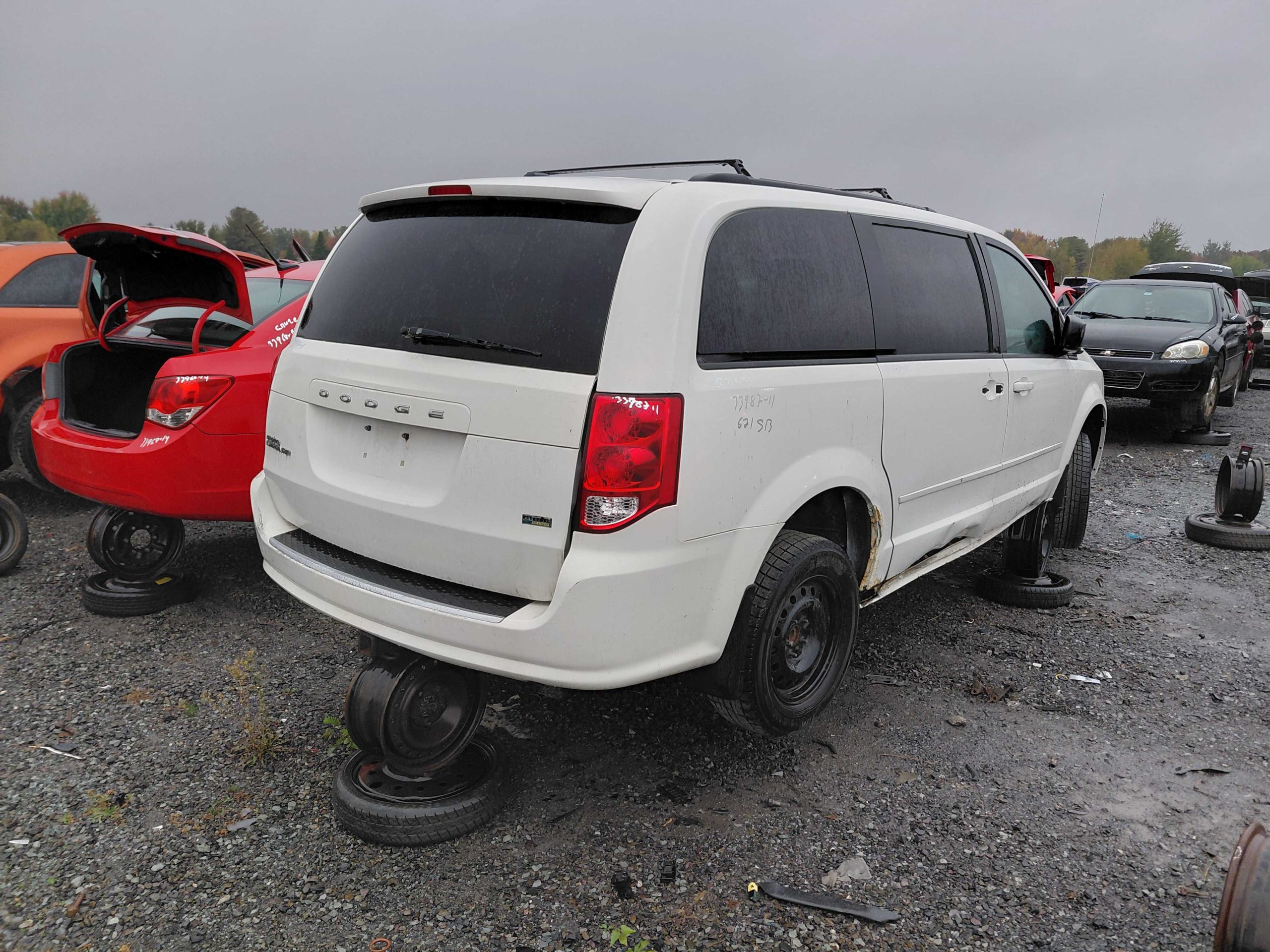 DODGE GRAND CARAVAN 2011