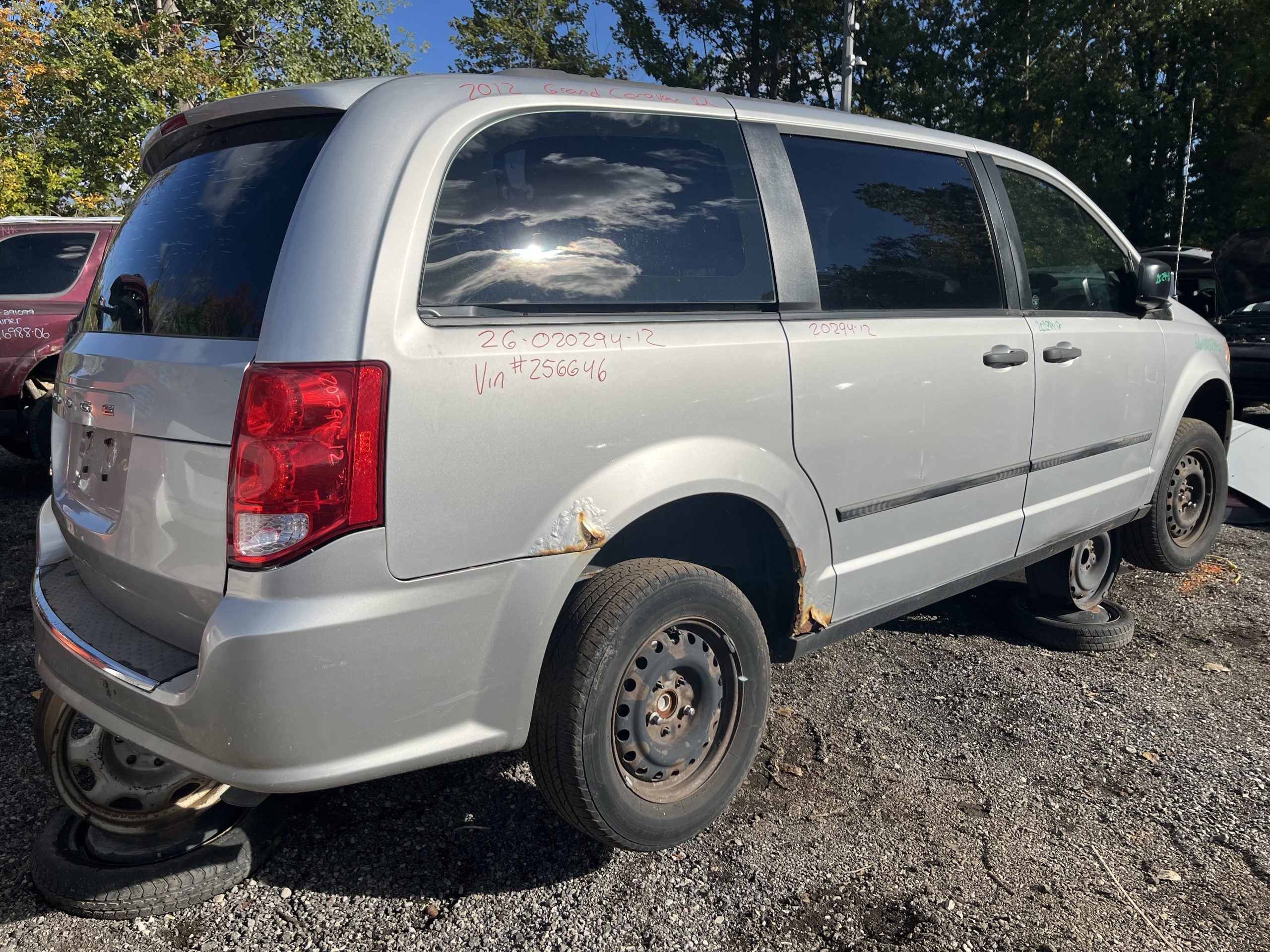 DODGE GRAND CARAVAN 2012