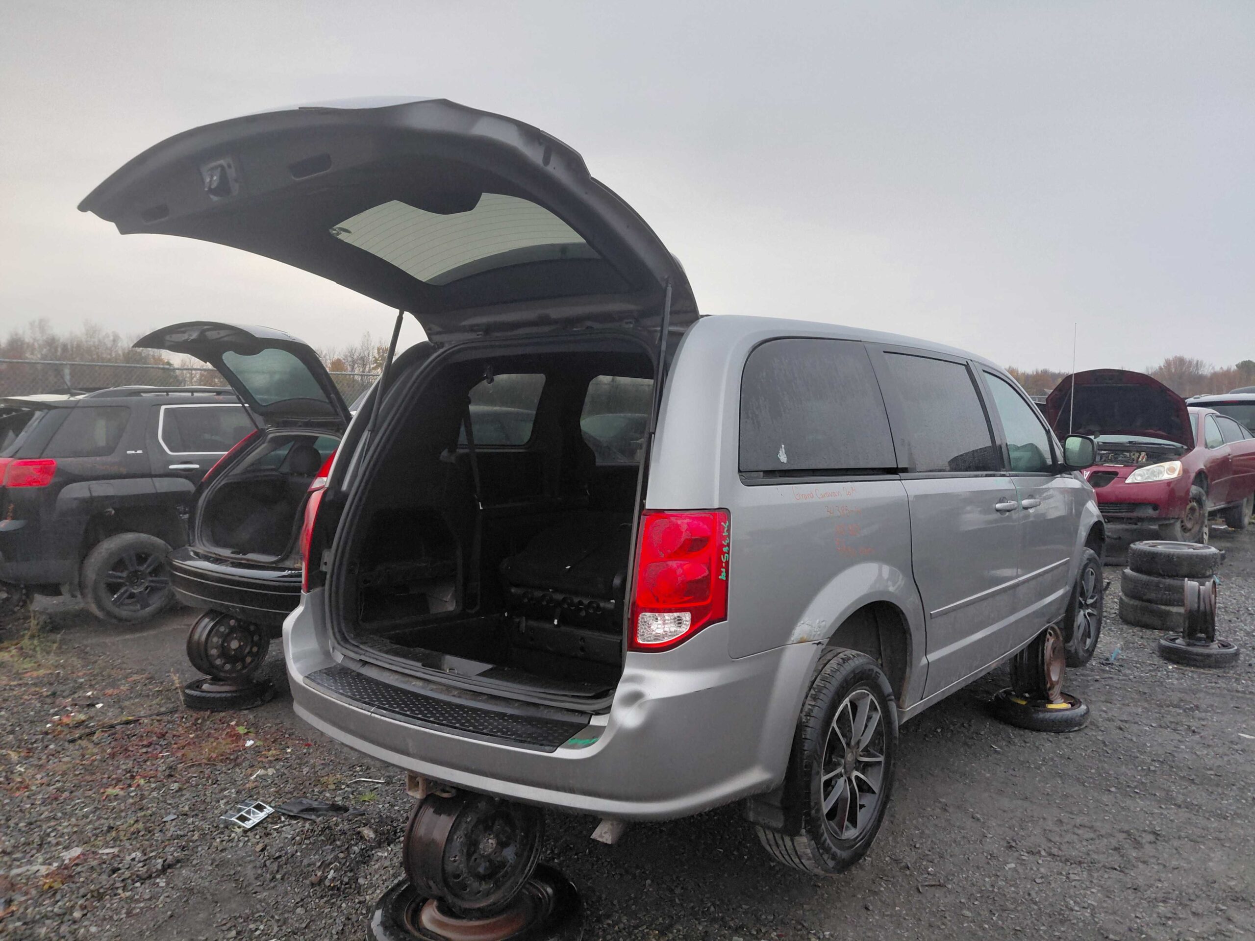 DODGE GRAND CARAVAN 2014