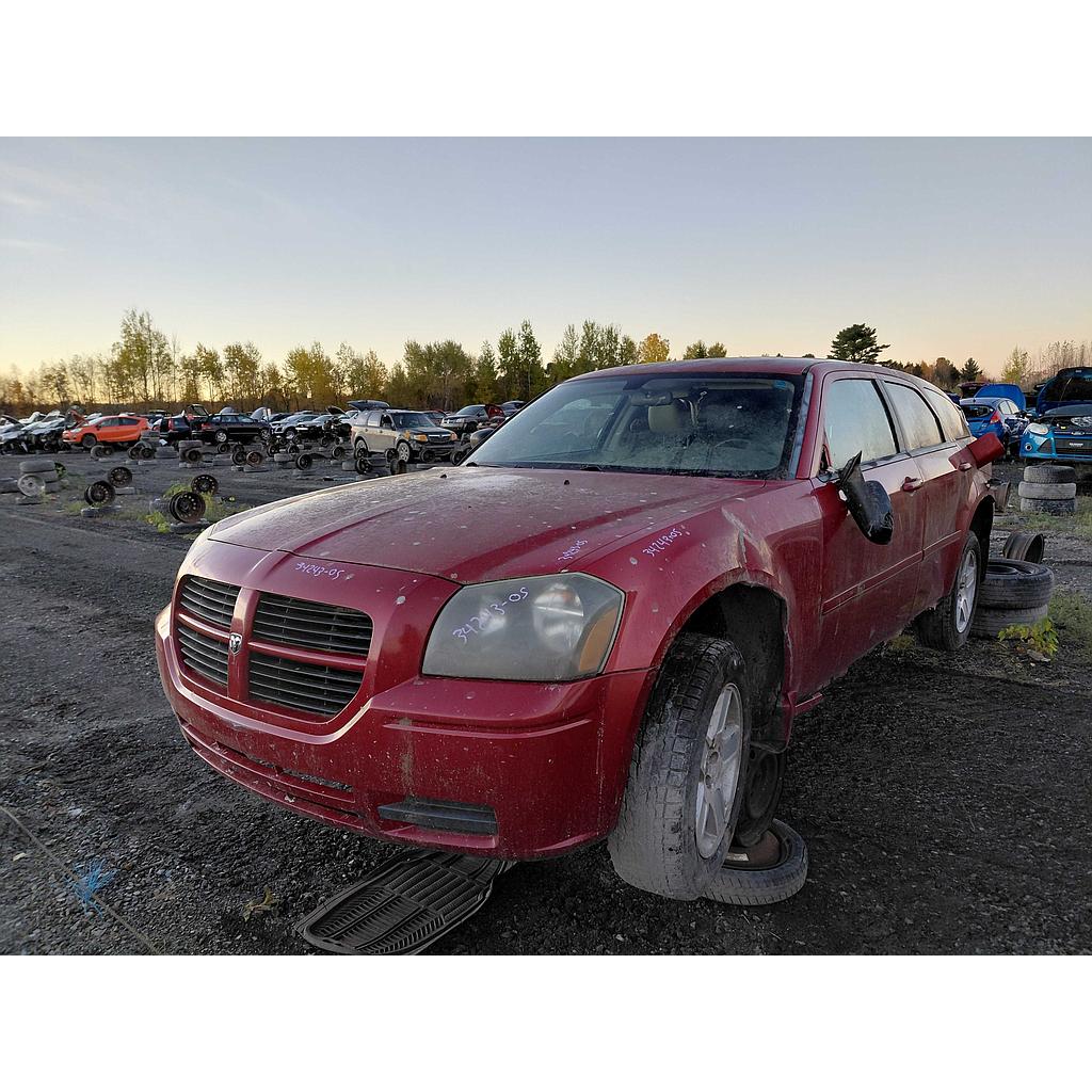 DODGE MAGNUM 2005