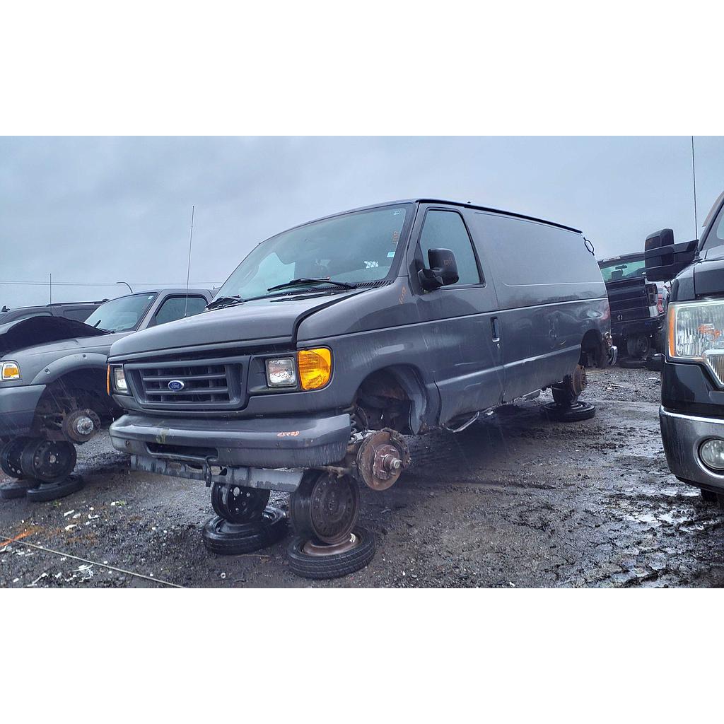 FORD ECONOLINE 2004