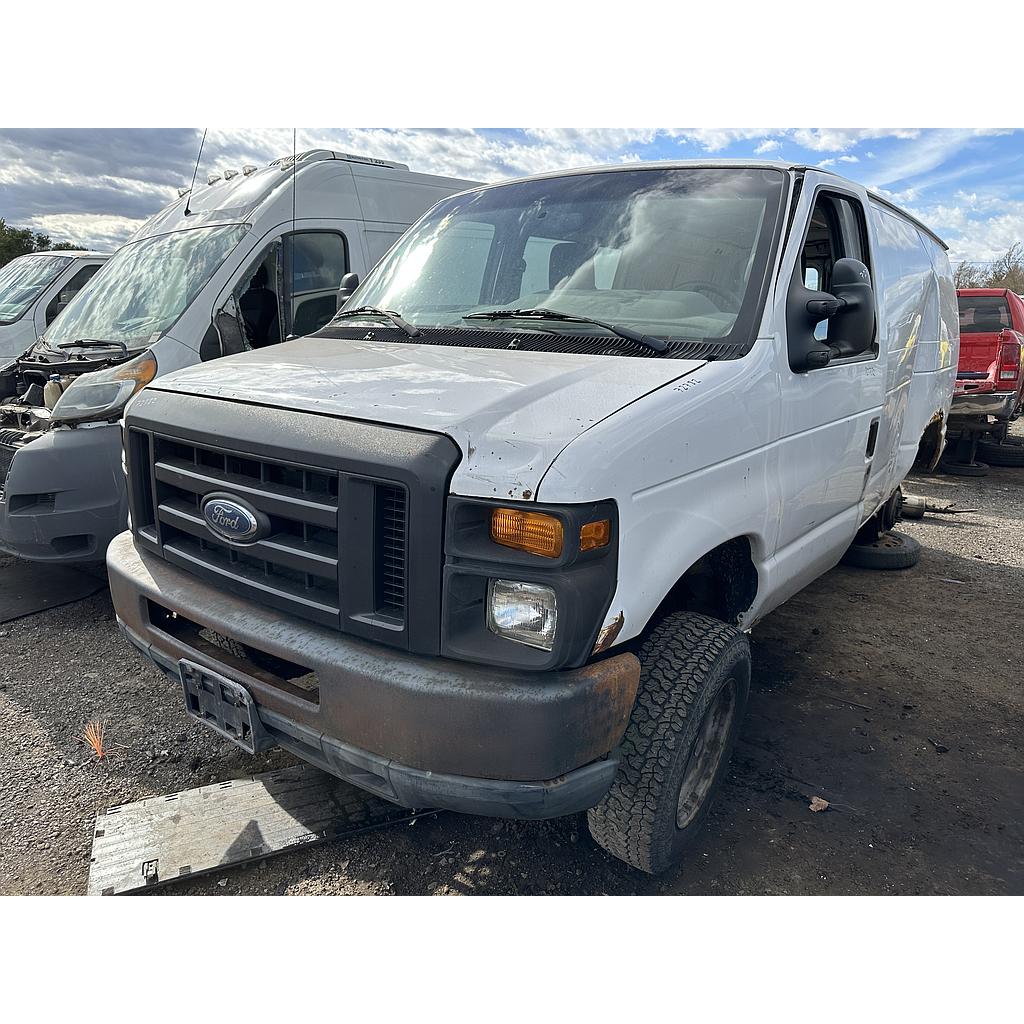 FORD ECONOLINE 2010