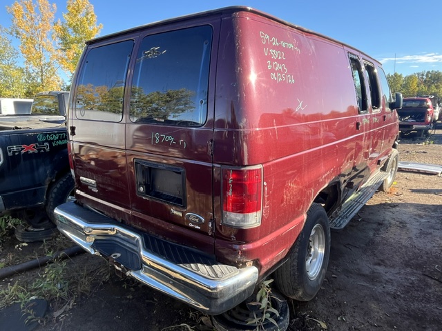 FORD ECONOLINE 2011