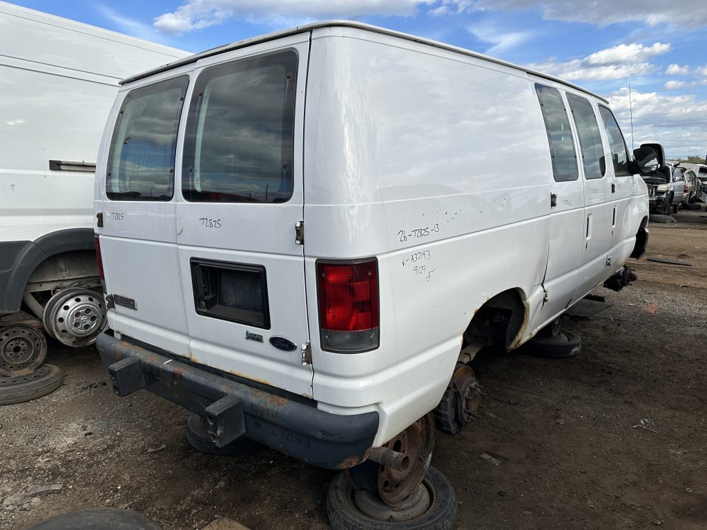 FORD ECONOLINE 2013