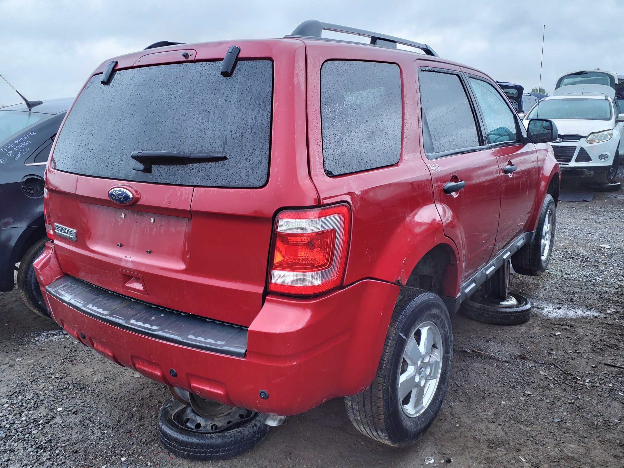 FORD ESCAPE 2010
