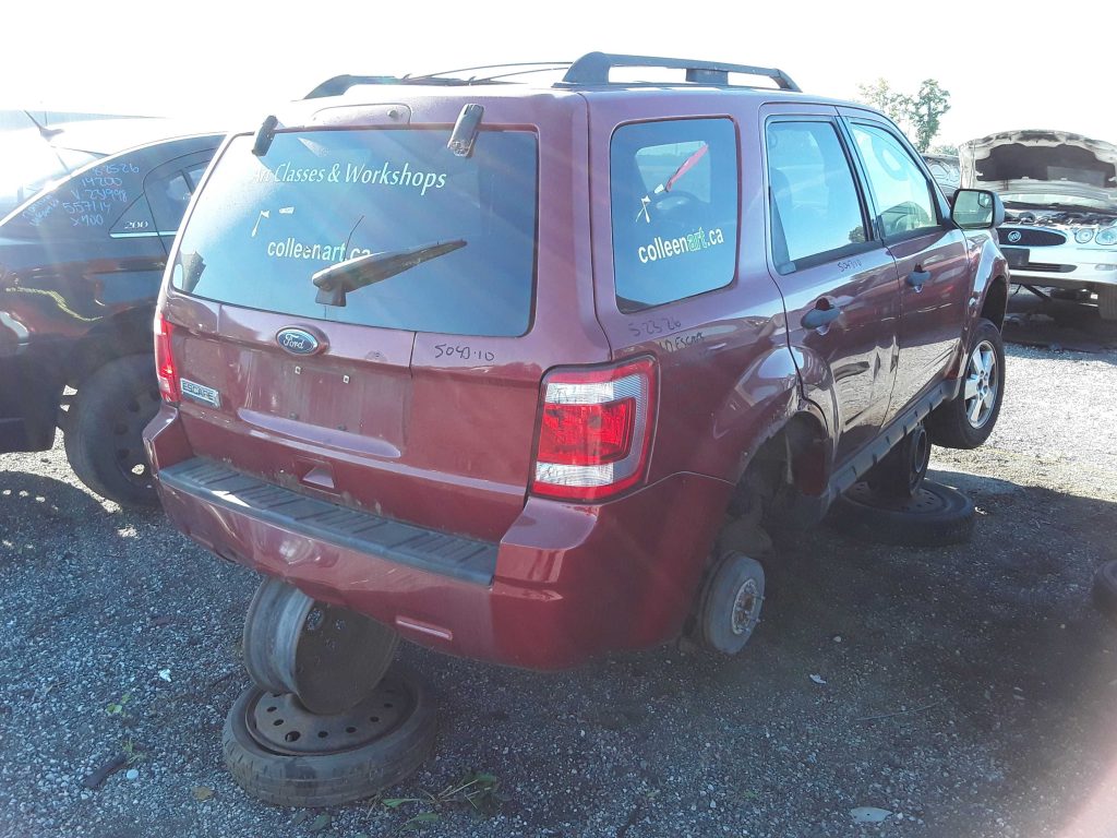 FORD ESCAPE 2010