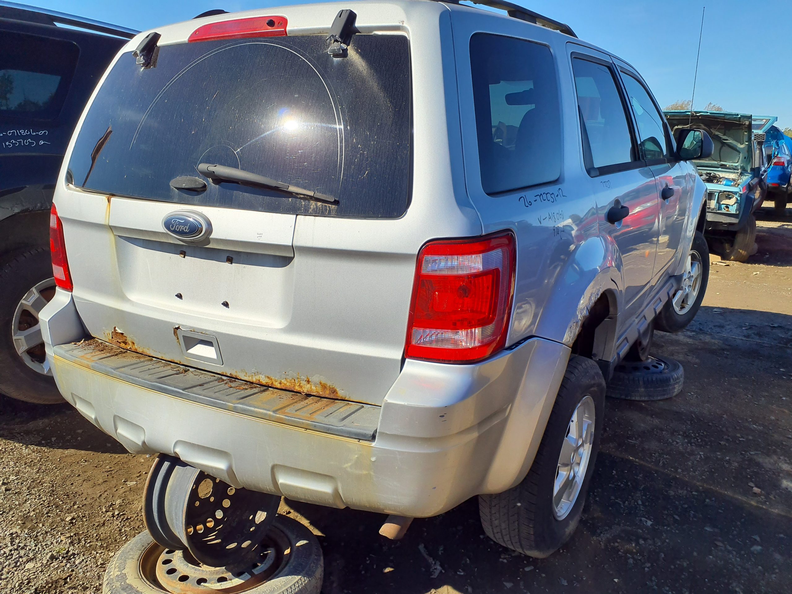 FORD ESCAPE 2012