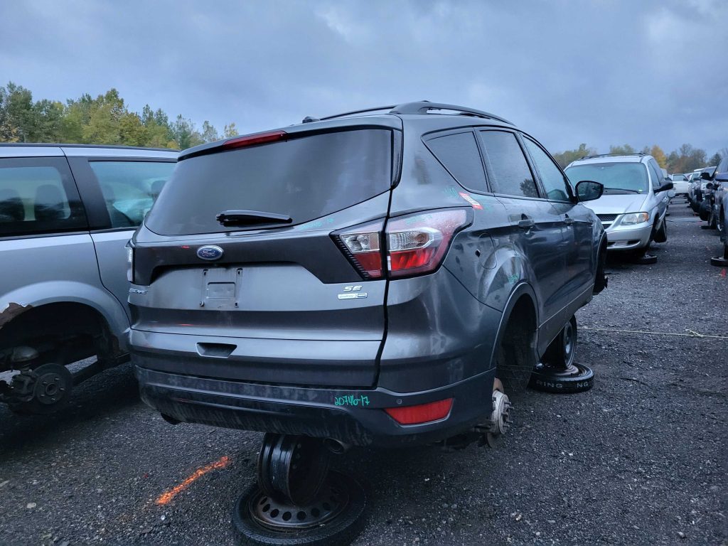 FORD ESCAPE 2017