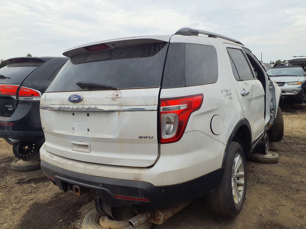 FORD EXPLORER 2011