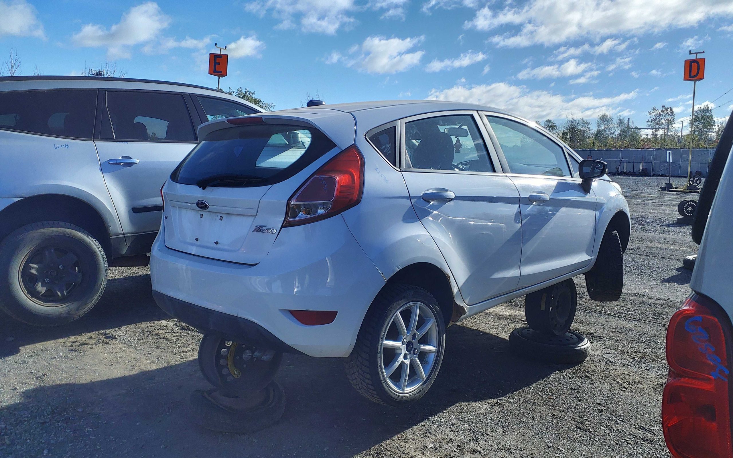 FORD FIESTA 2015