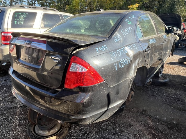 FORD FUSION 2010