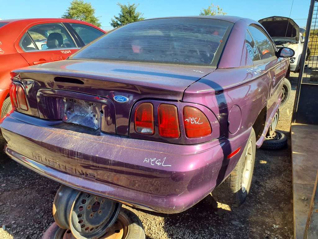 FORD MUSTANG 1997