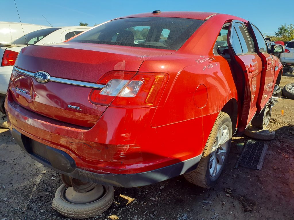 FORD TAURUS 2011