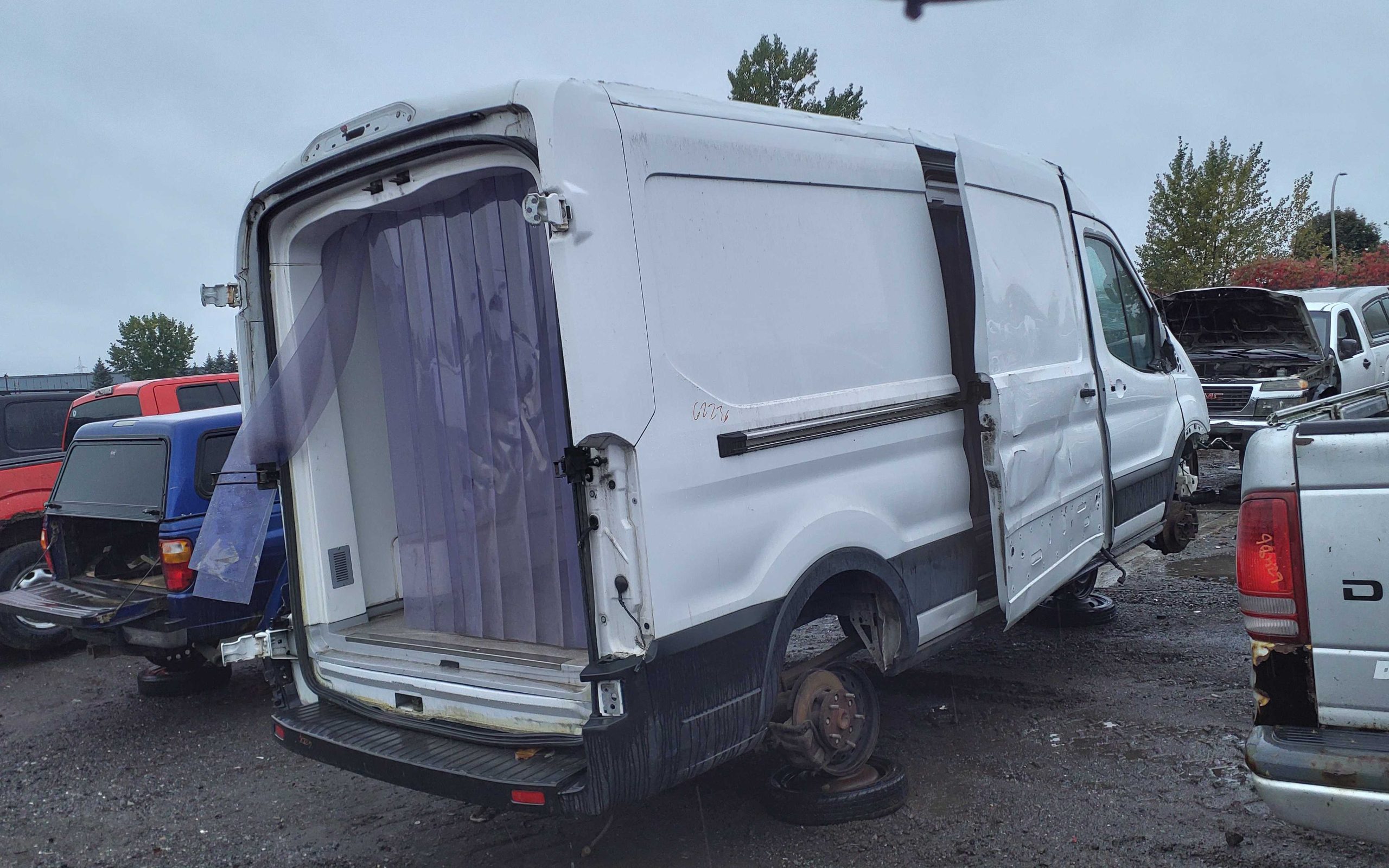 FORD TRANSIT CARGO VAN 2021