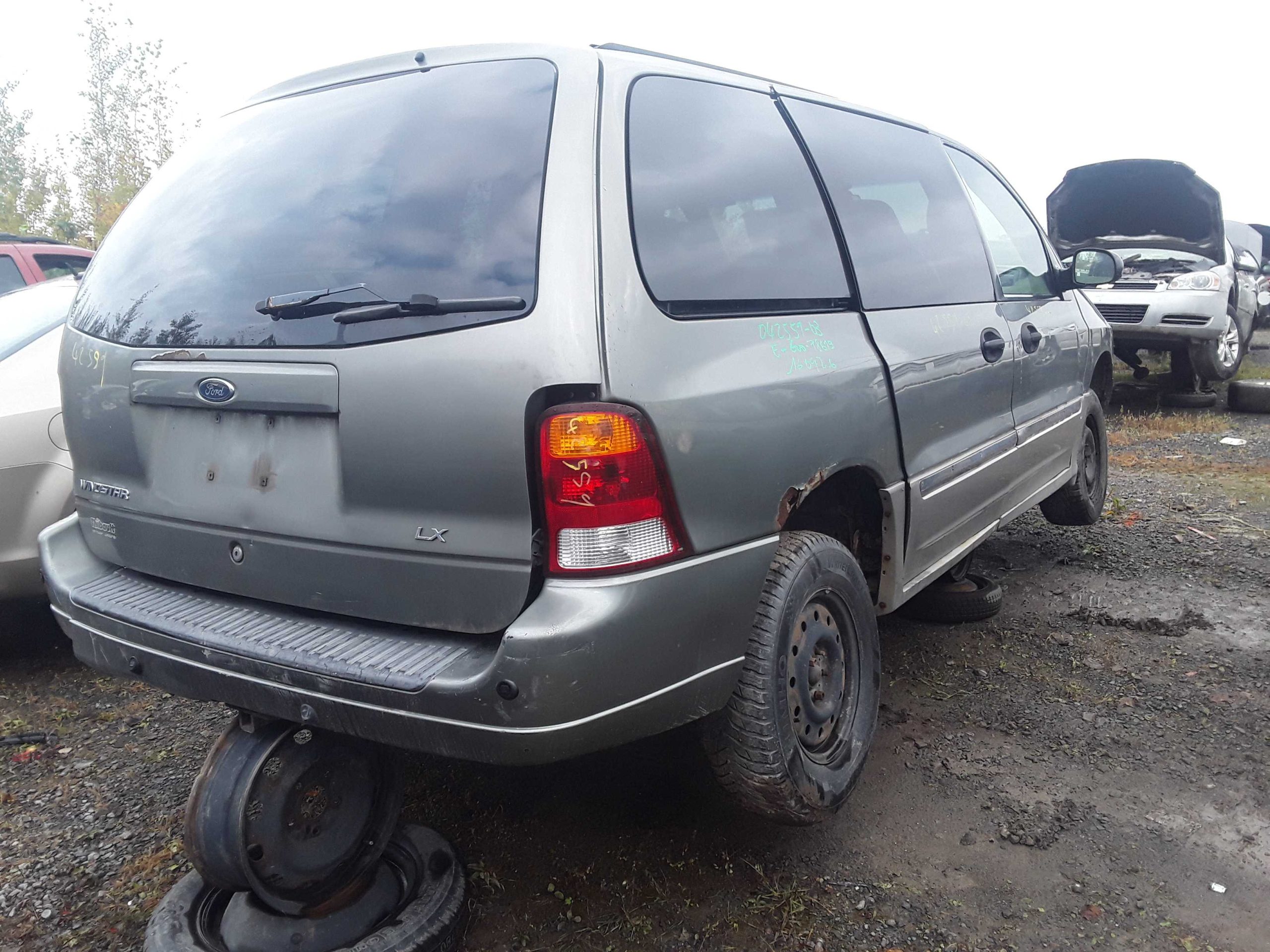 FORD WINDSTAR 2003