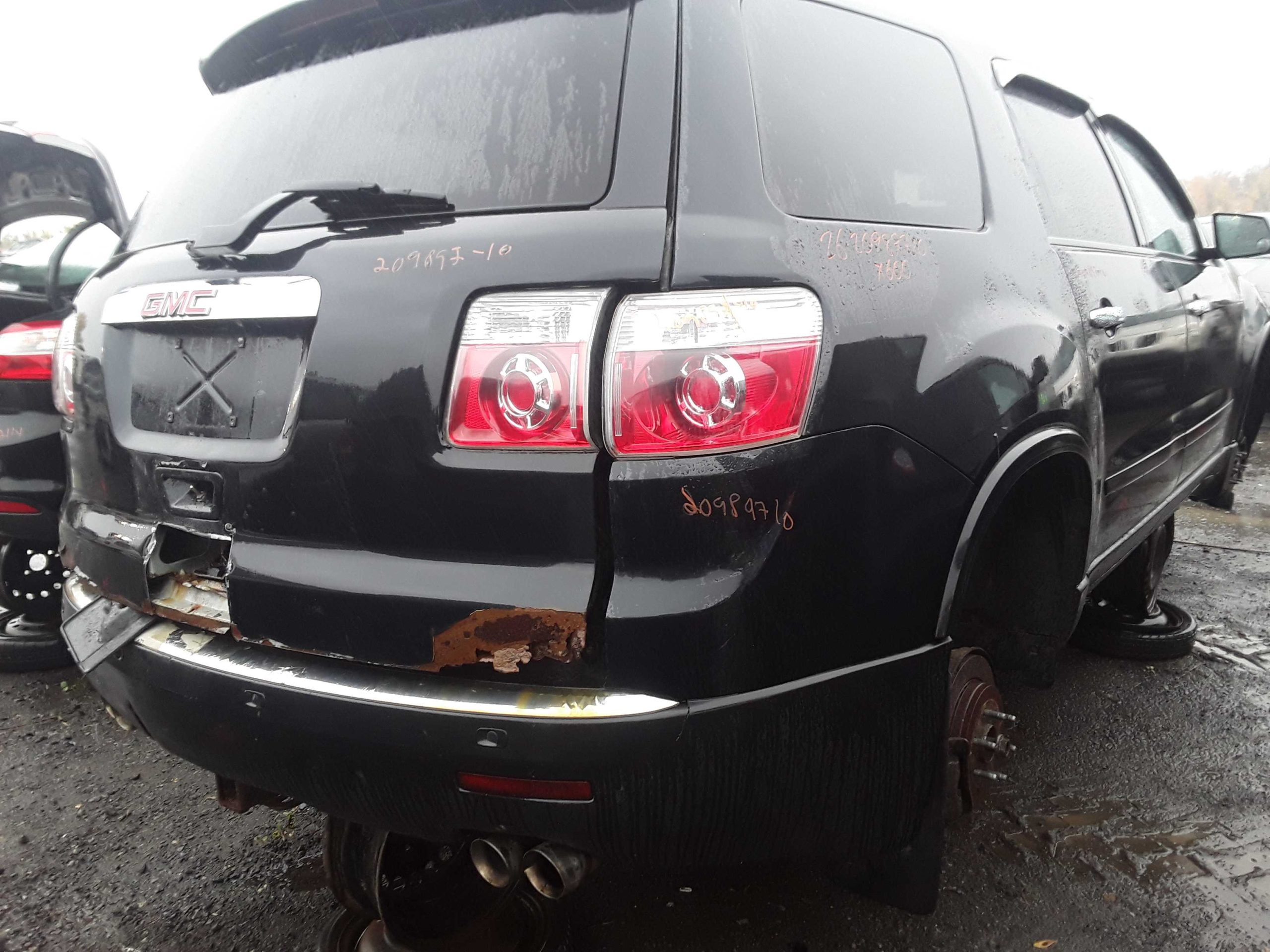 GMC ACADIA 2010