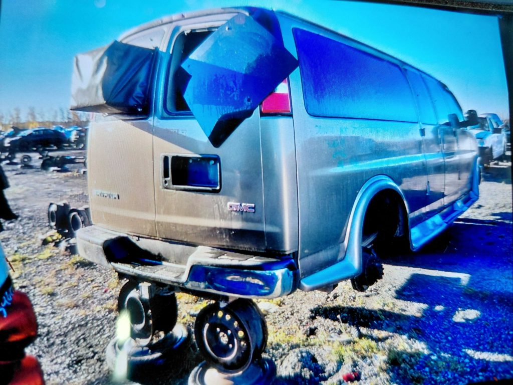GMC SAVANA CARGO 2003