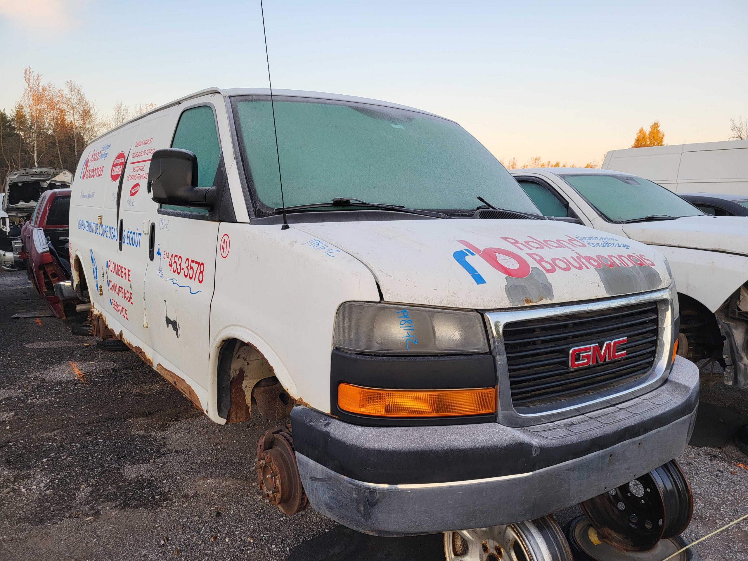 GMC SAVANA CARGO 2012