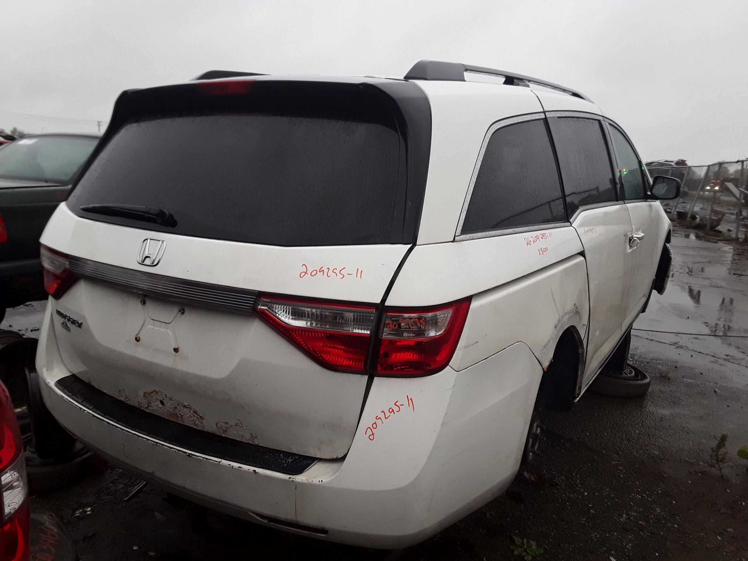 HONDA ODYSSEY 2011