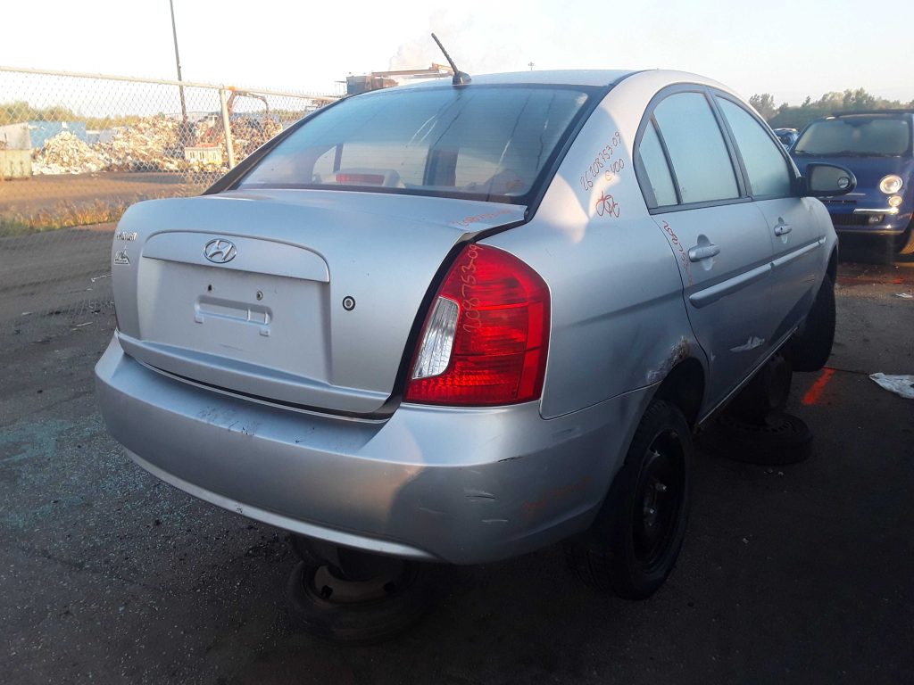 HYUNDAI ACCENT 2009