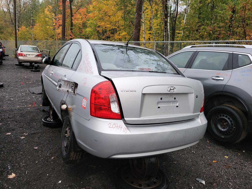 HYUNDAI ACCENT 2009