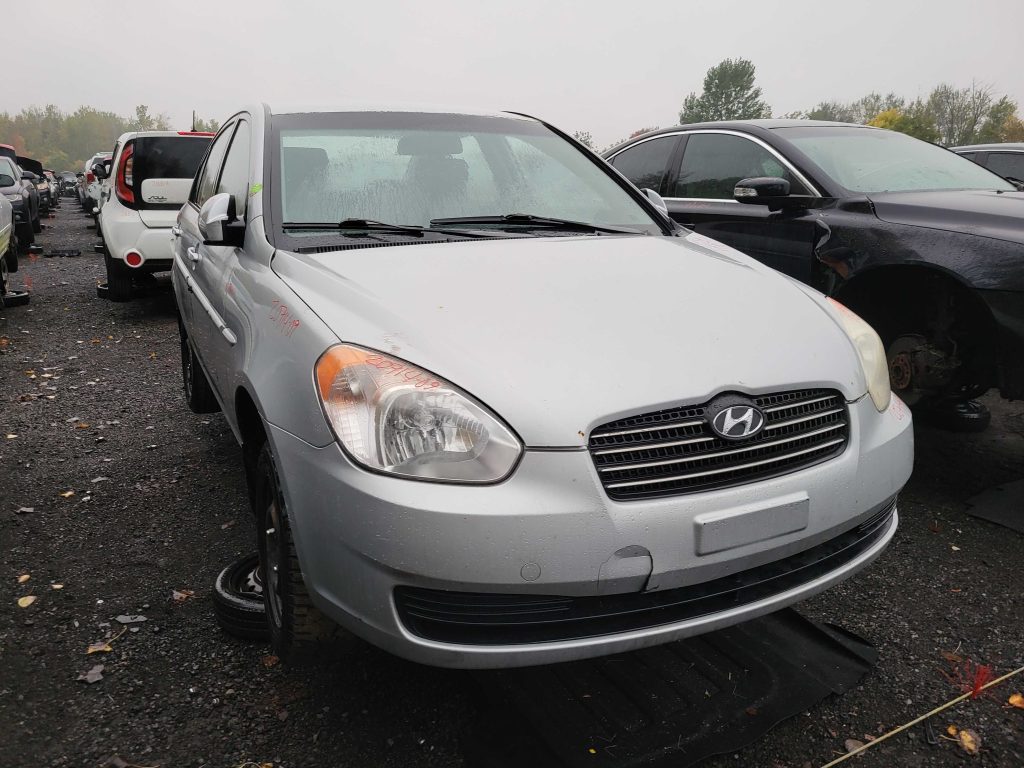 HYUNDAI ACCENT 2009