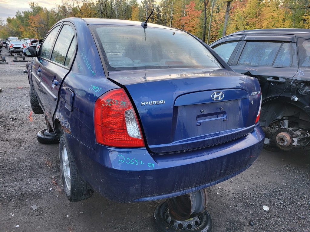 HYUNDAI ACCENT 2009