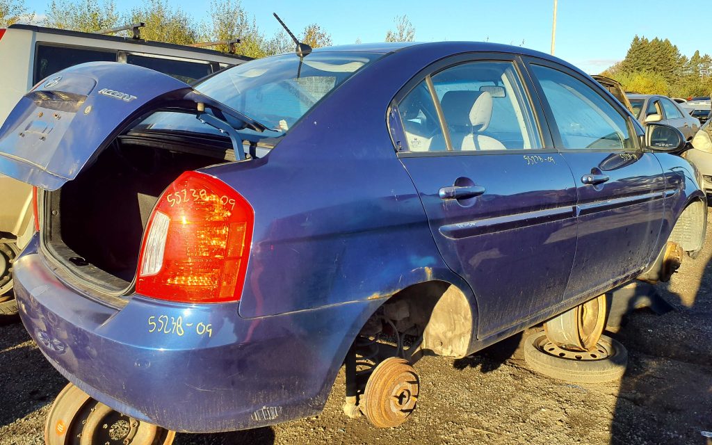 HYUNDAI ACCENT 2009