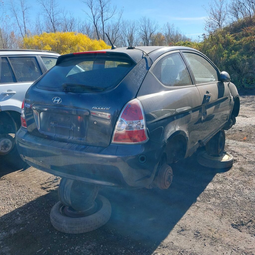 HYUNDAI ACCENT 2009