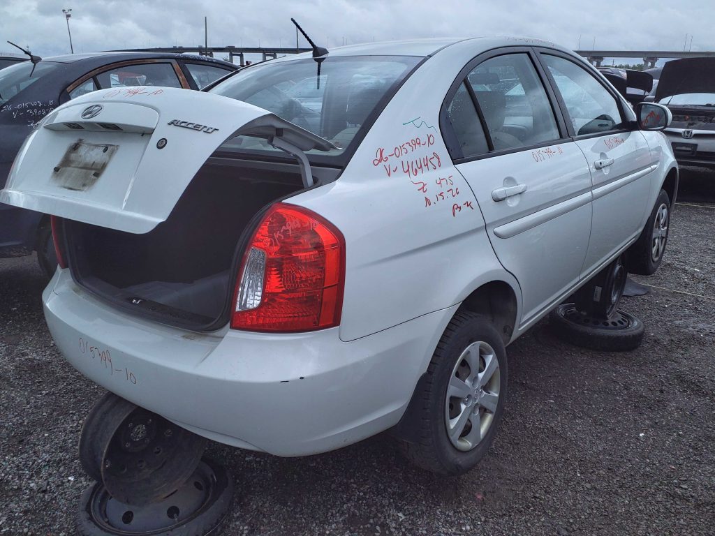 HYUNDAI ACCENT 2010