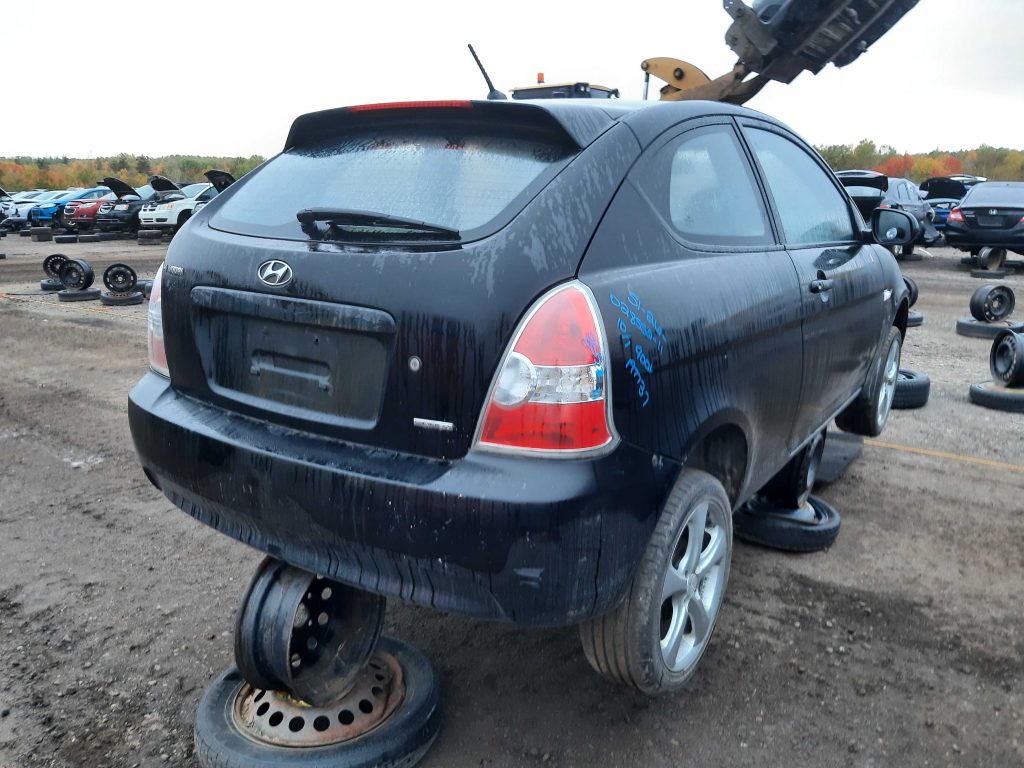 HYUNDAI ACCENT 2011