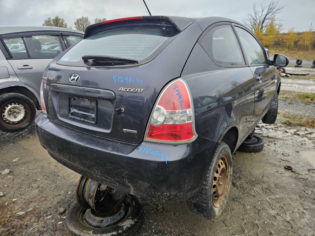HYUNDAI ACCENT 2011