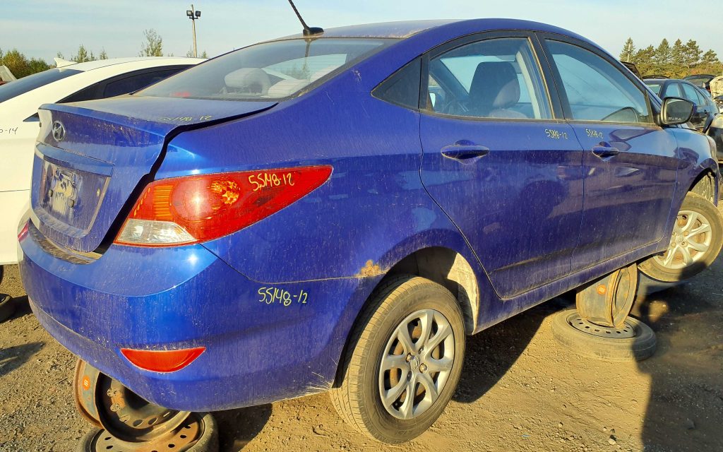 HYUNDAI ACCENT 2012