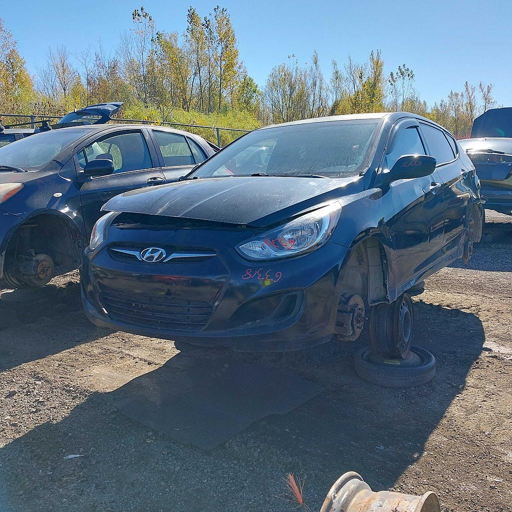 HYUNDAI ACCENT 2012