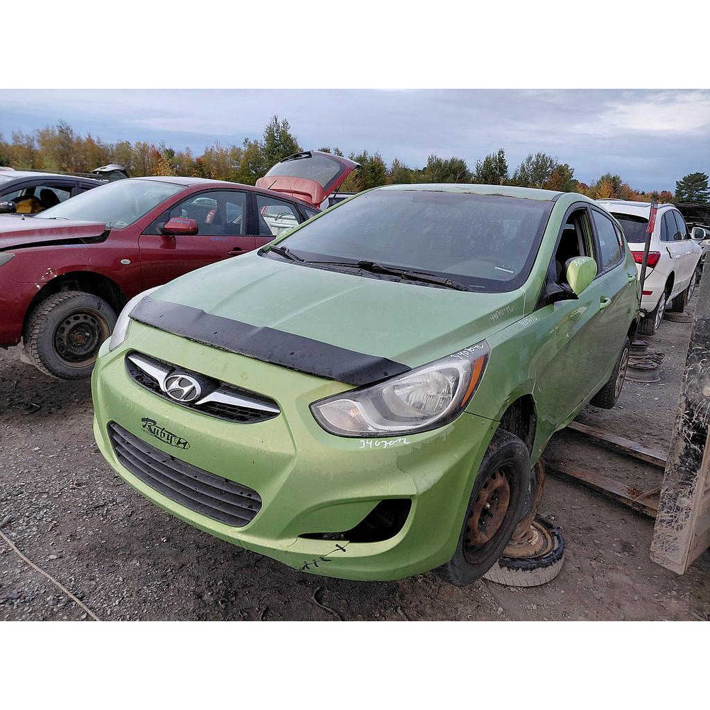 HYUNDAI ACCENT 2012