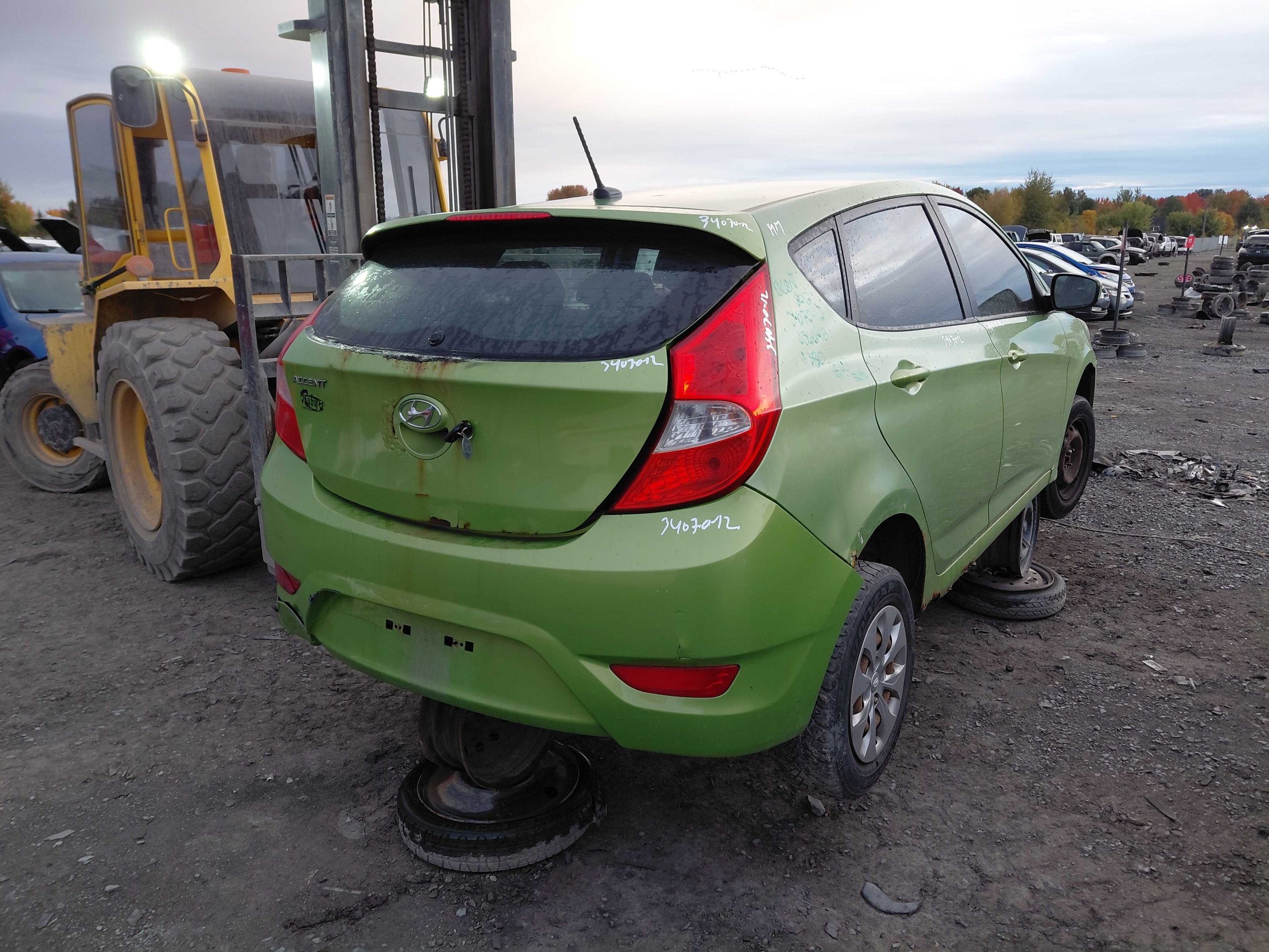 HYUNDAI ACCENT 2012