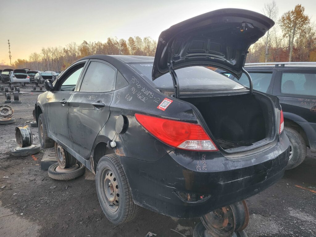 HYUNDAI ACCENT 2012