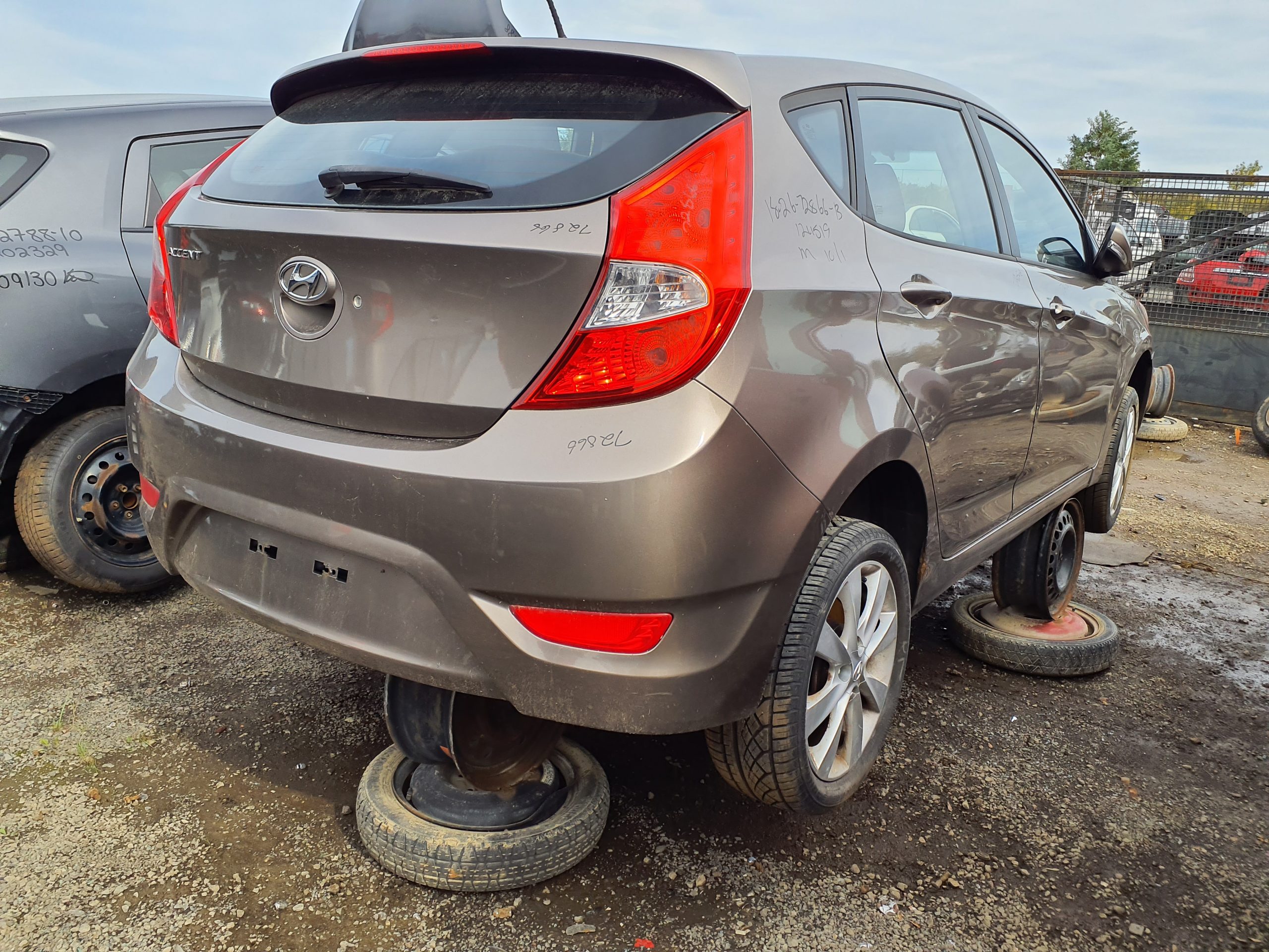 HYUNDAI ACCENT 2013