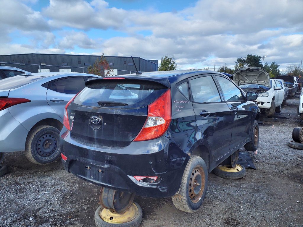 HYUNDAI ACCENT 2013